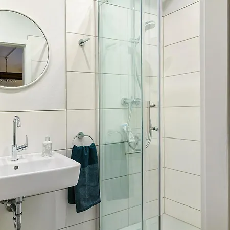 App Montreux Fuer 2 Personen 26 M² *