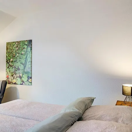 App Montreux Fuer 2 Personen 26 M² * Höxter